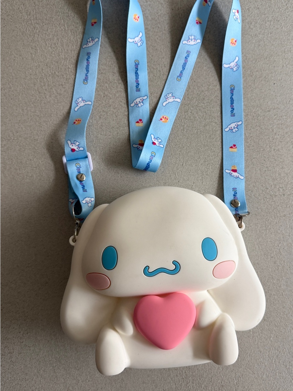Sanrio Cinnamoroll White Crossbody Bag with Blue and Pink Accents